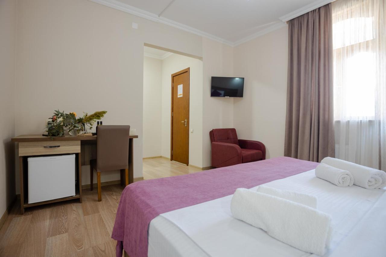 Daisi Sunset Hotel Batumi Exterior photo